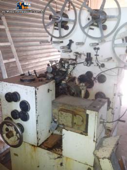 M�quina de doble torsi�n para dulces