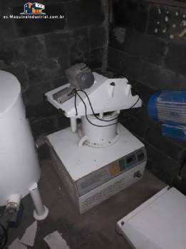 M�quina para hacer el temperamento del chocolate Hebleimar