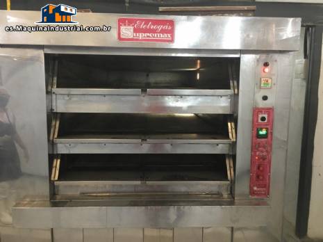 Horno de piso con ciclo t�rmico Supremax para panader�as, pizzer�as y pasteler�as.