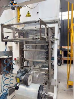 M�quina de envasado autom�tica JCV con b�scula de doble dosificaci�n.