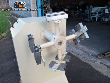 Centr�fuga para huevos de chocolate con 8 libros Passig