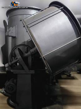 M�quina pulidora de grageas y tabletas Lawes de 100 litros