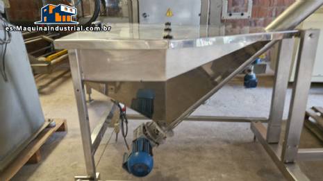 Transportador de tornillo inclinado con silo de acero inoxidable
