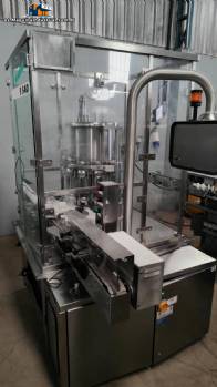 Máquina de llenado rotativa de acero inoxidable para líquidos IMA F540, 24.000 botellas por hora. Máquina de llenado rotativa de acero inoxidable para líquidos IMA F540, 24.000 botellas por hora.