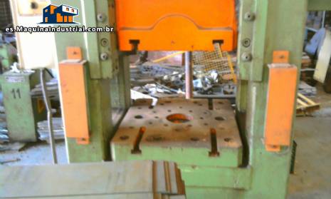 Prensa para estampar chapas de acero Gutman Prensa para estampar chapas de acero Gutman